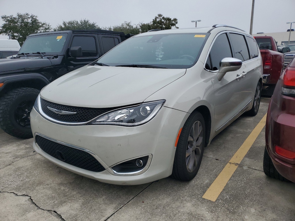 Used 2020 Chrysler Pacifica Limited 35th Anniversary Limited 35th Anniversary FWD *Ltd Avail*