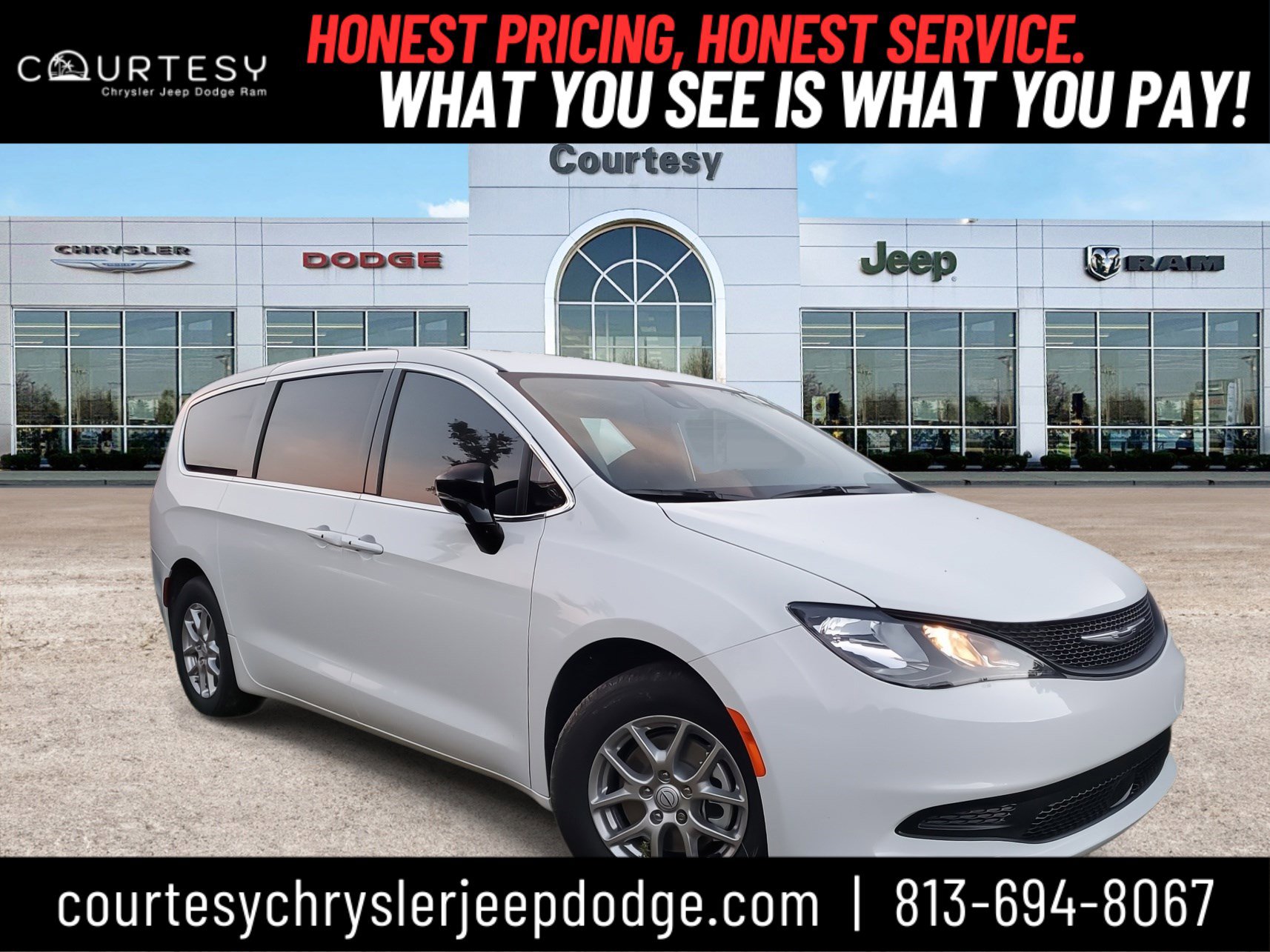 2026 Chrysler Voyager LX's photo