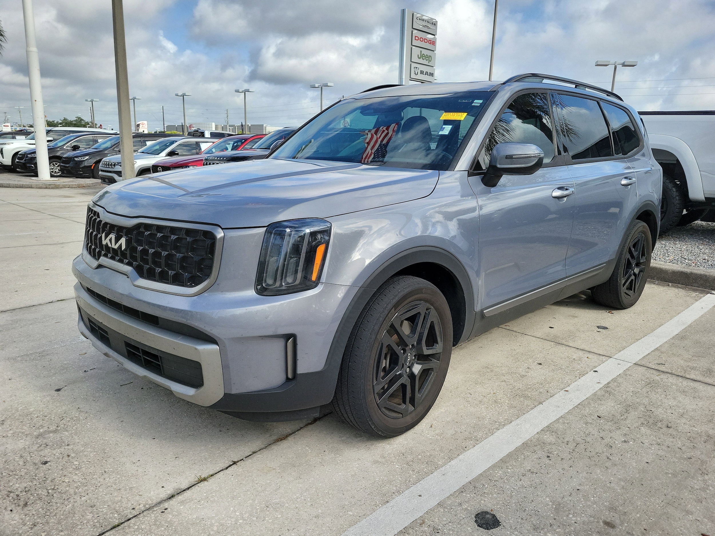 2023 Kia Telluride EX X-Line AWD's photo