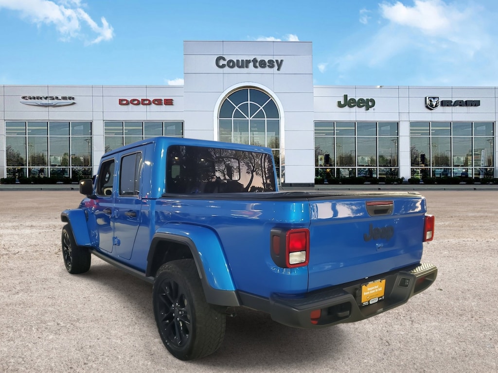 Used 2025 Jeep Gladiator Nighthawk Nighthawk 4x4 *Ltd Avail*