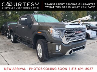 2022 GMC Sierra 2500HD Denali 4WD Crew Cab 159 Denali