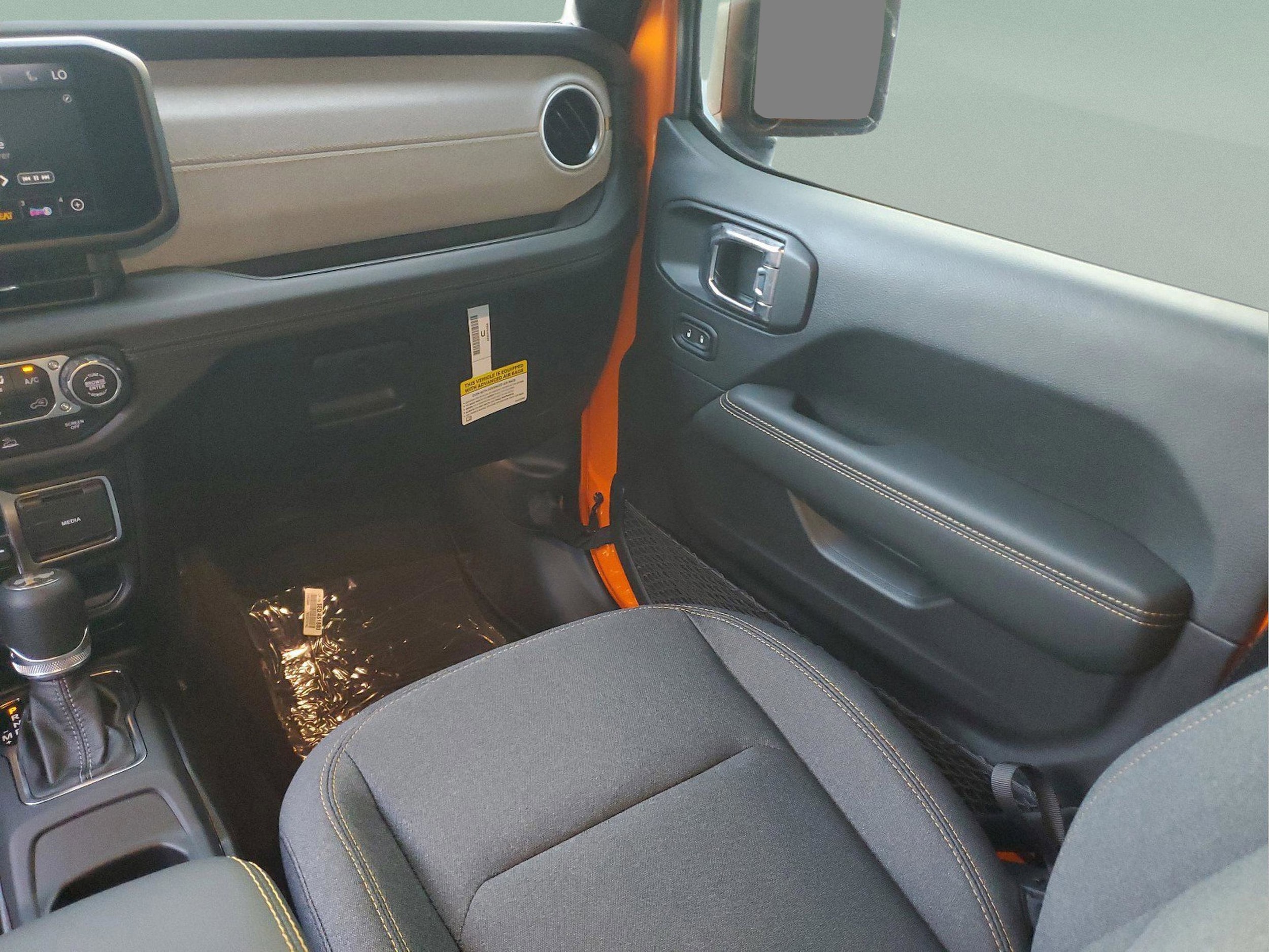 2025 Jeep Wrangler 4-Door Sahara - Photo 23