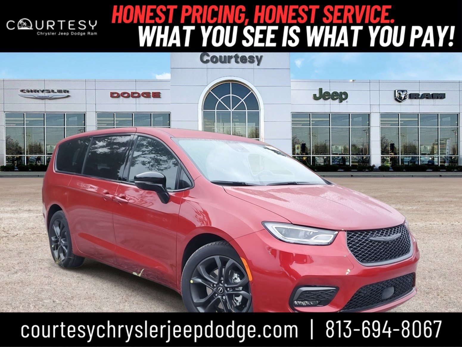 2026 Chrysler Pacifica Select's photo