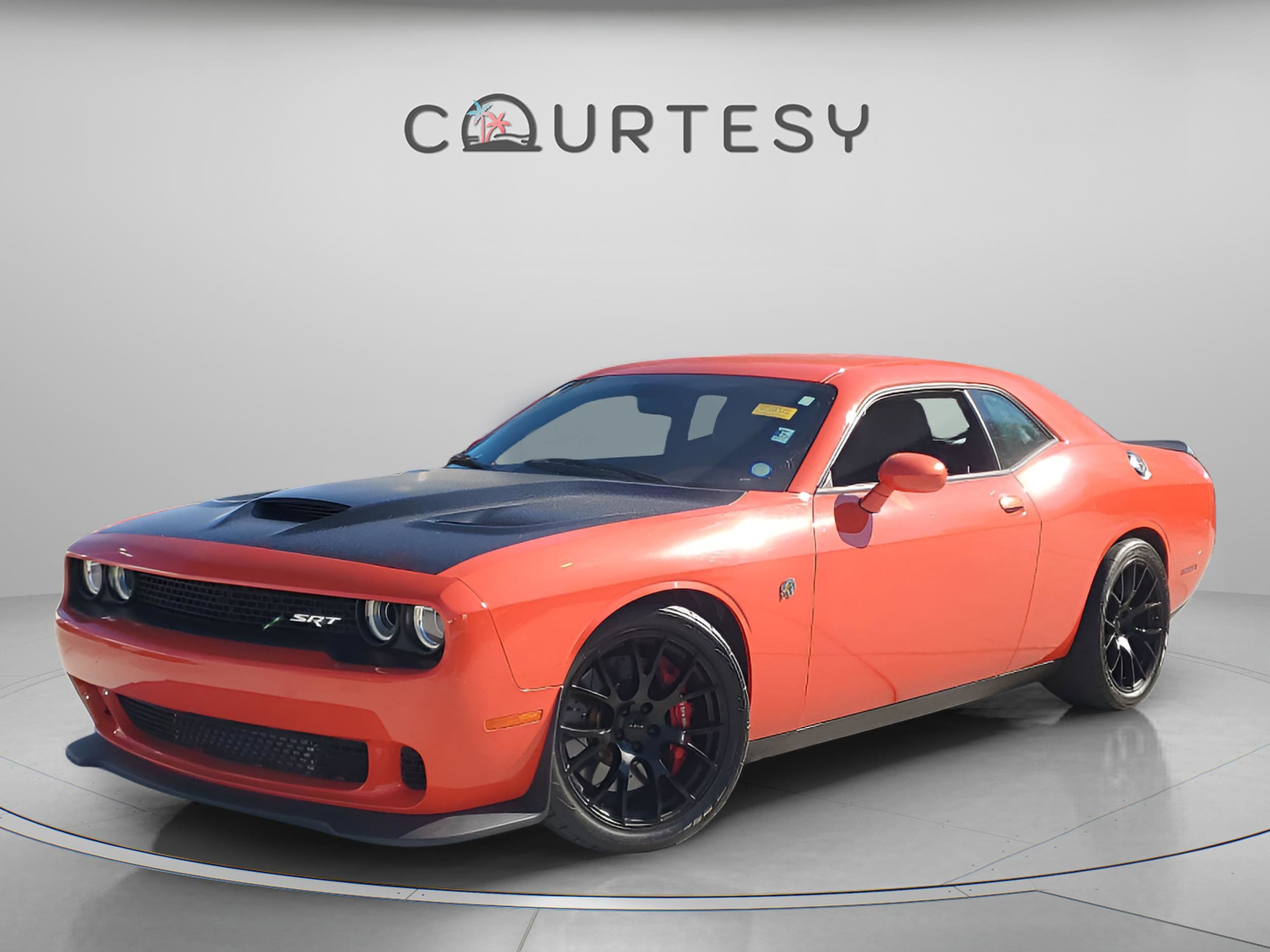 2016 Dodge Challenger SRT Hellcat's photo