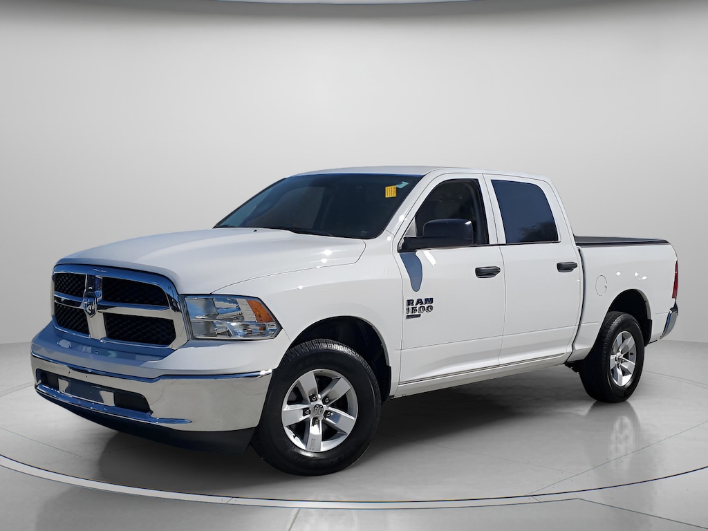Used 2022 Ram 1500 Classic SLT SLT 4x4 Crew Cab 57 Box