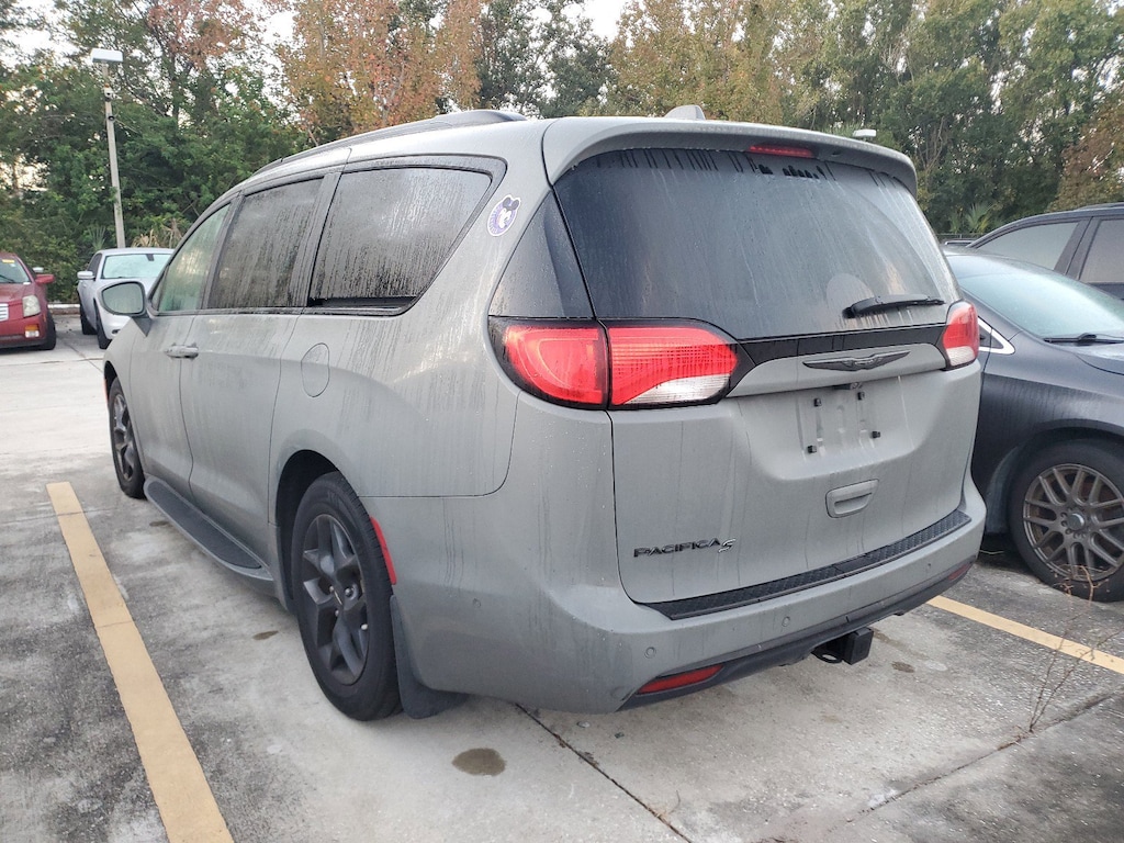 Used 2020 Chrysler Pacifica Touring L Plus Touring L Plus FWD