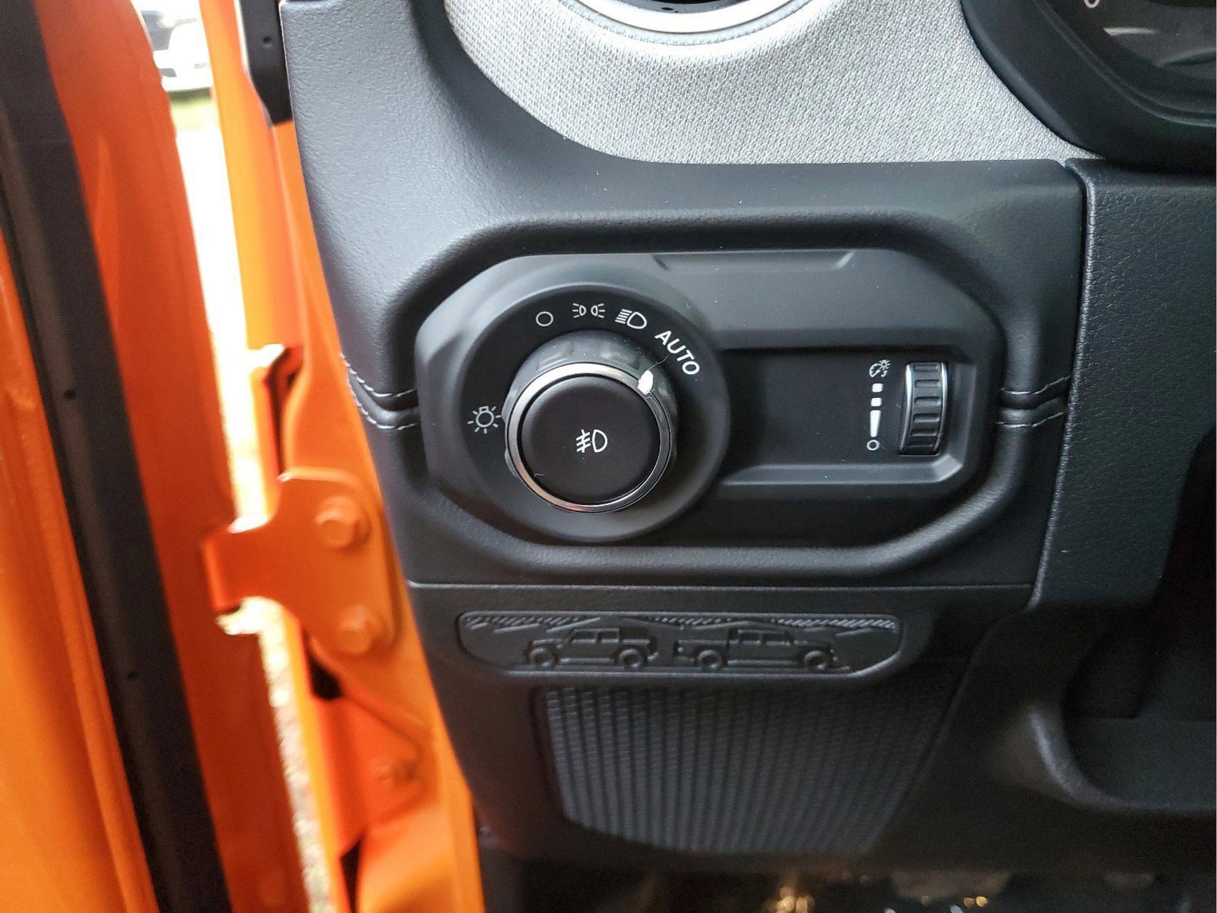 2025 Jeep Wrangler 4-Door Sahara - Photo 8