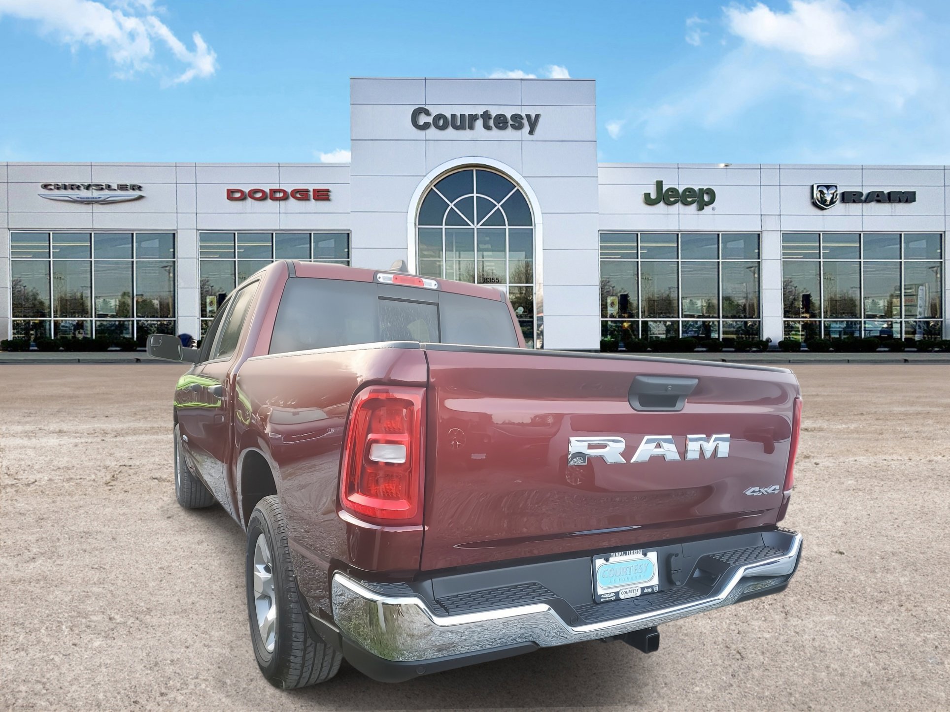 2025 Ram 1500 Tradesman photo 3