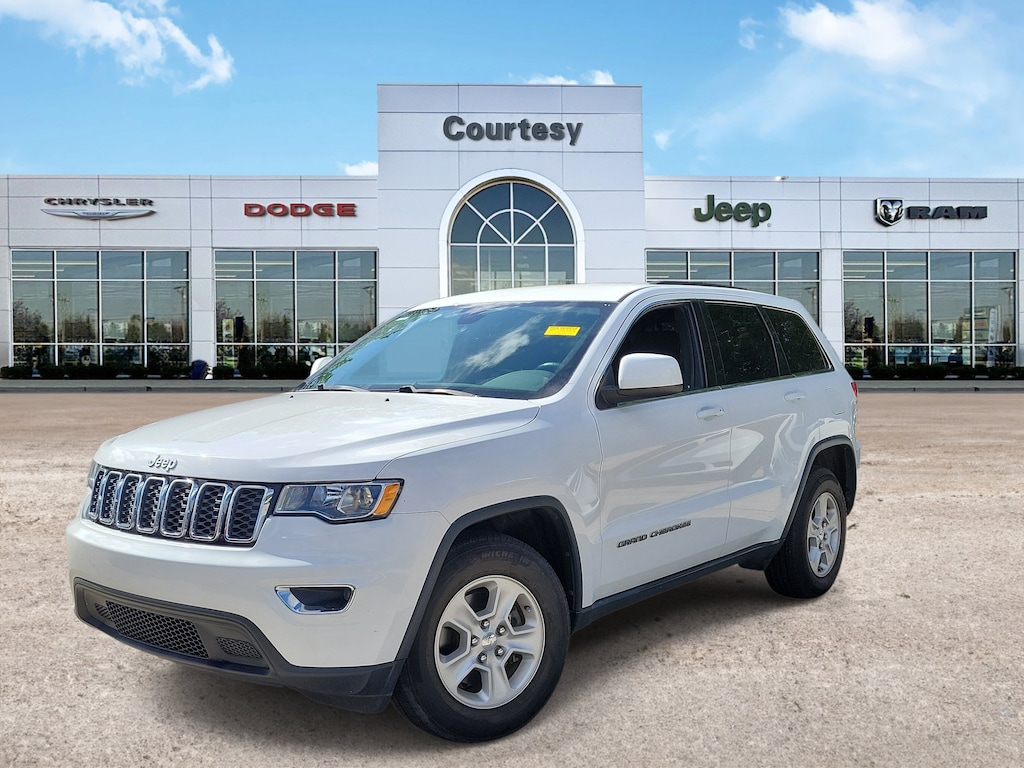 Used 2017 Jeep Grand Cherokee Laredo Laredo 4x2