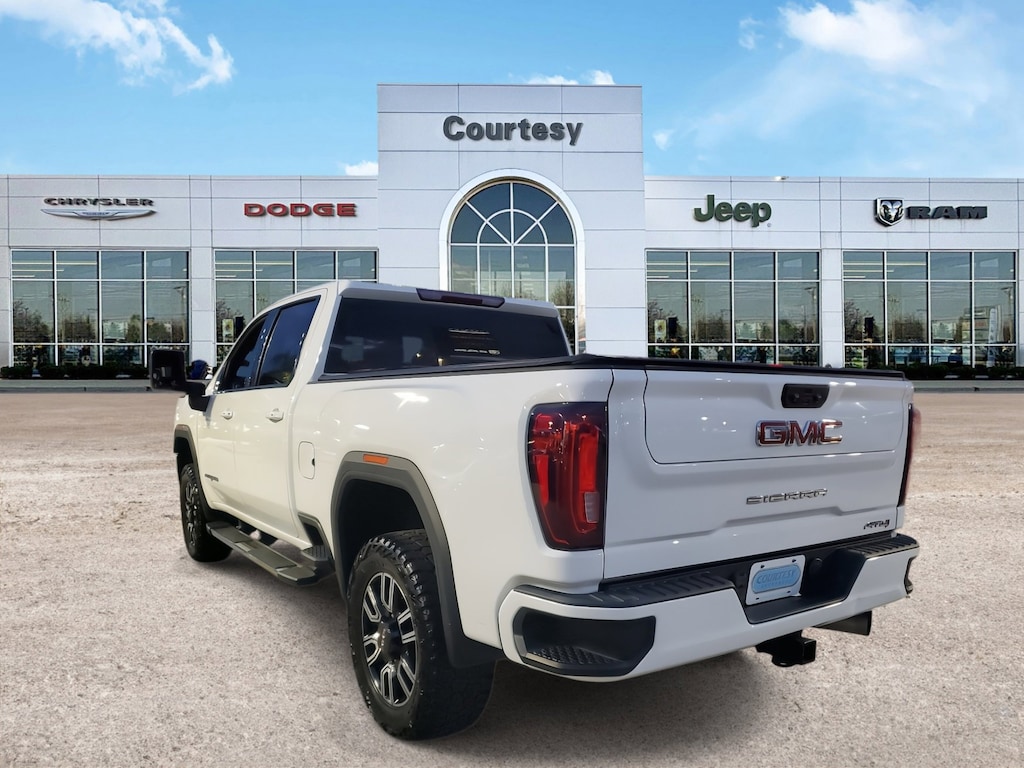 Used 2021 GMC Sierra 2500HD AT4 4WD Crew Cab 159 AT4