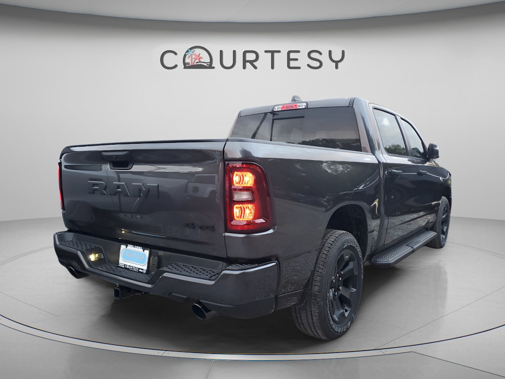 Used 2026 Ram 1500 Express Express 4x4 Crew Cab 57 Box