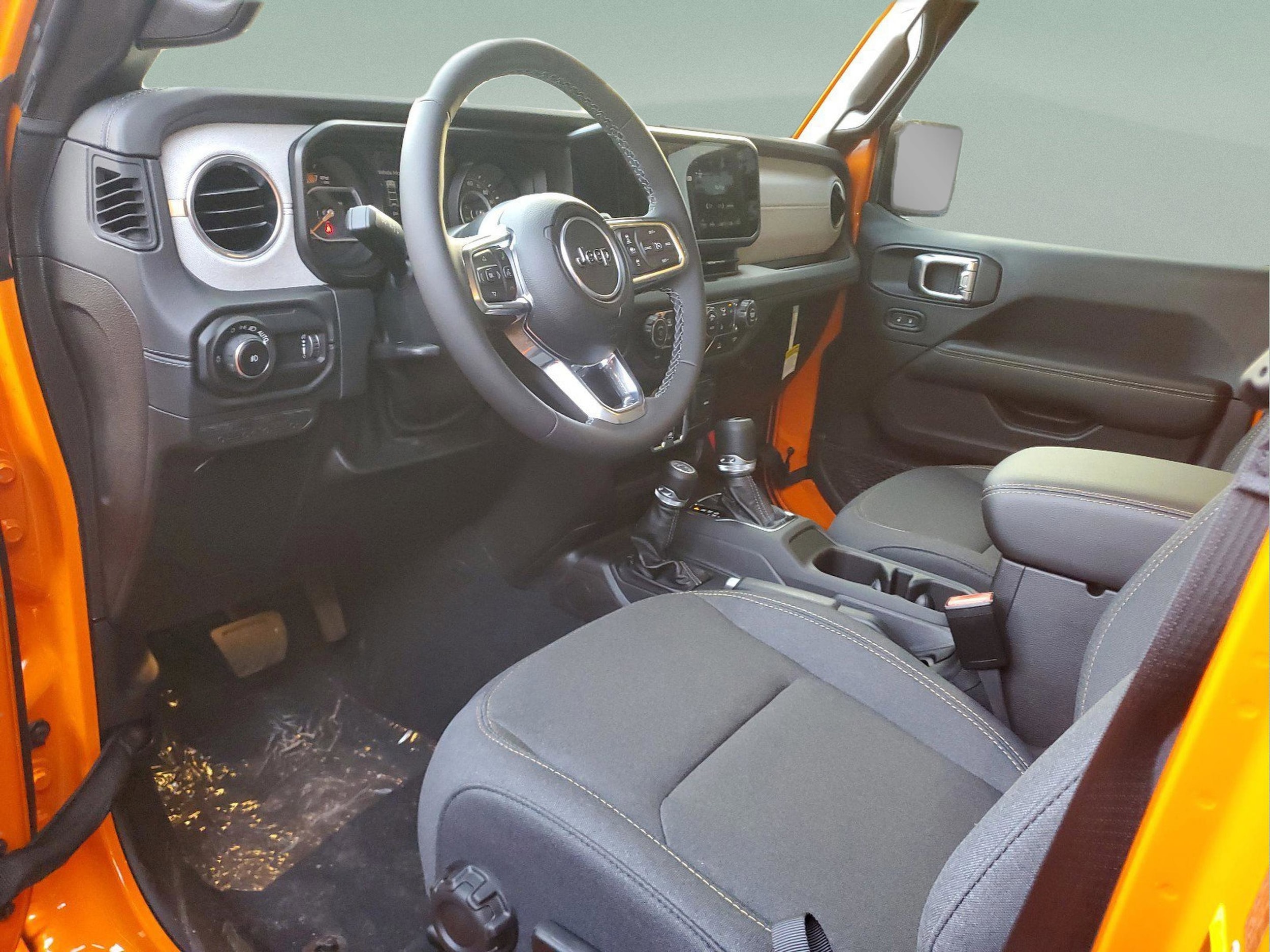 2025 Jeep Wrangler 4-Door Sahara - Photo 7