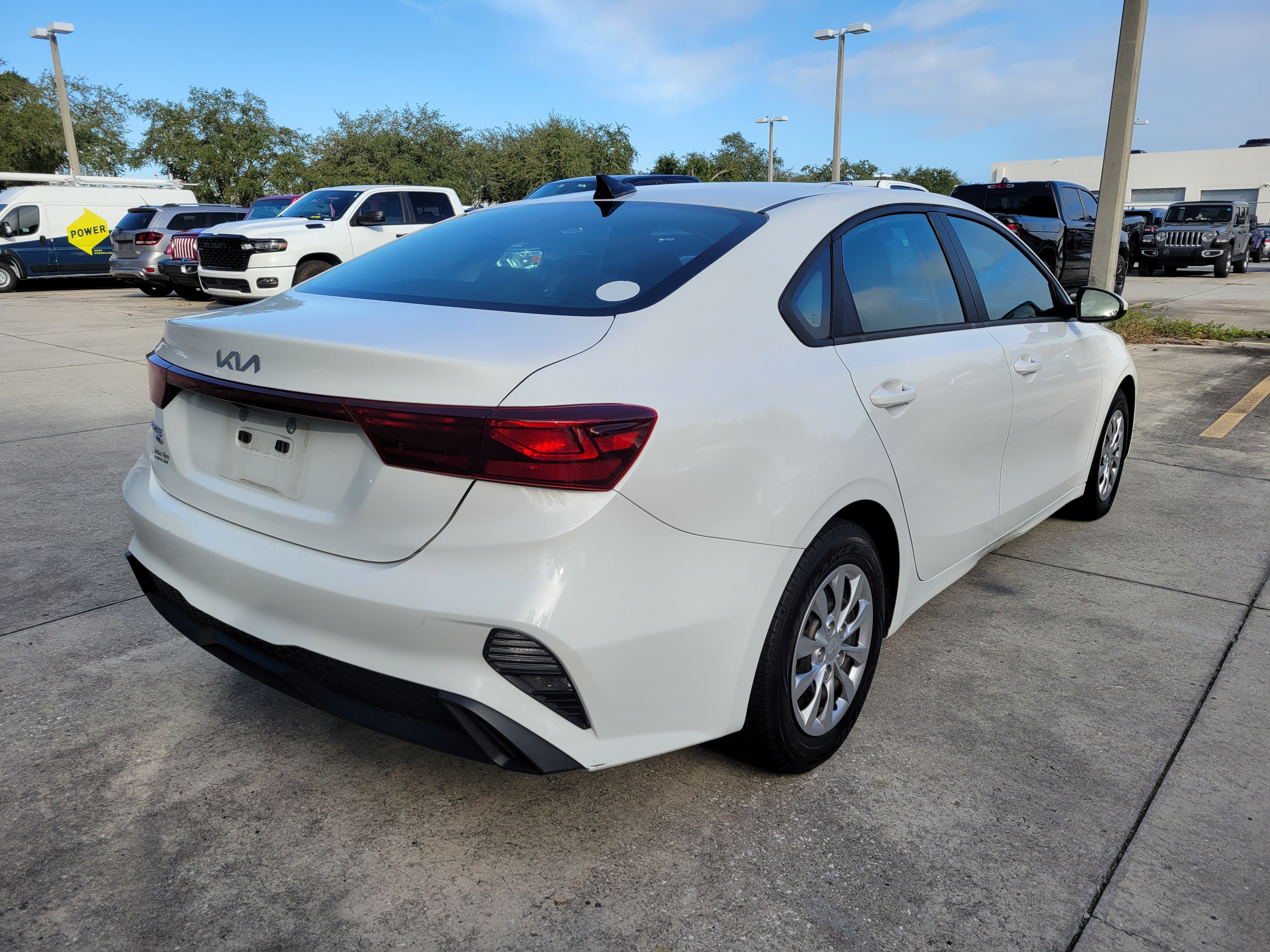 Used 2023 Kia Forte LX LX IVT
