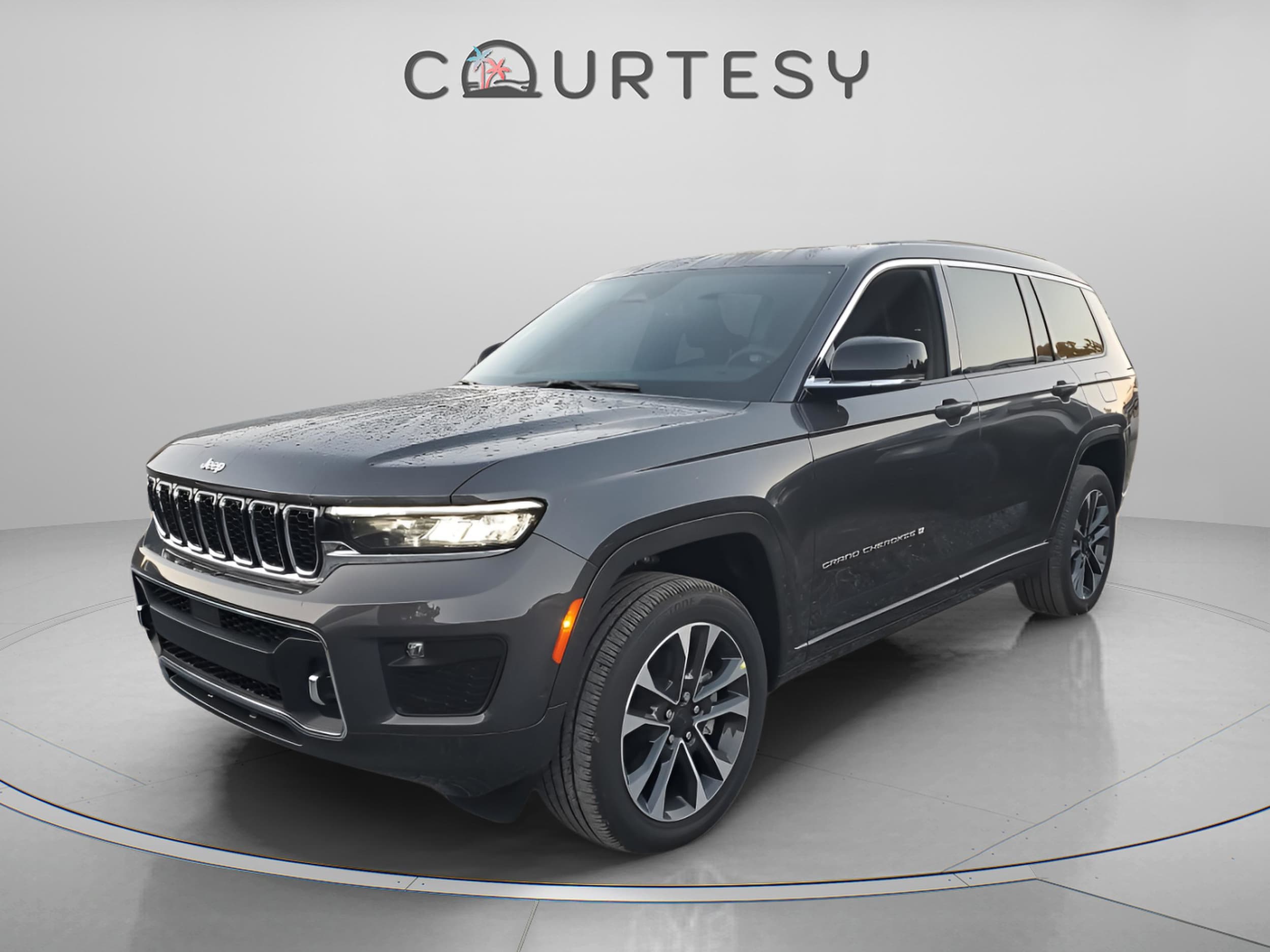 2025 Jeep Grand Cherokee L Overland's photo
