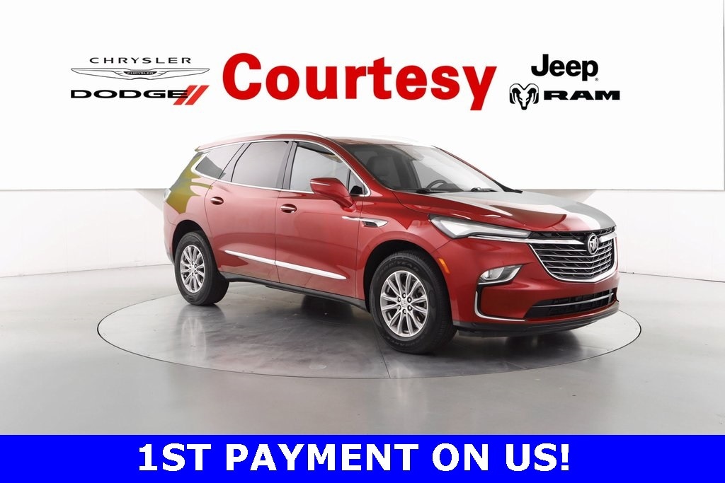 2023 Buick Enclave Essence's photo