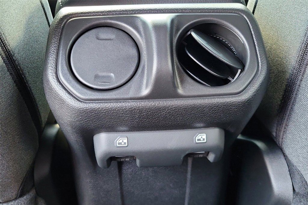 2025 Jeep Wrangler 4-Door Sport S - Photo 10