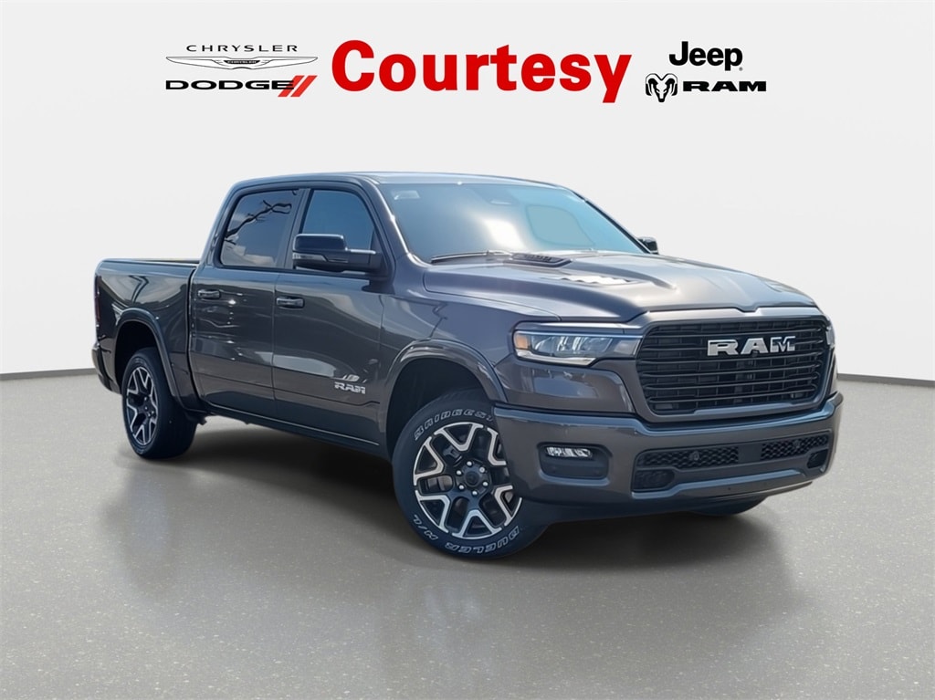 New 2026 Ram 1500 LARAMIE CREW CAB 4X4 5'7 BOX Pickup