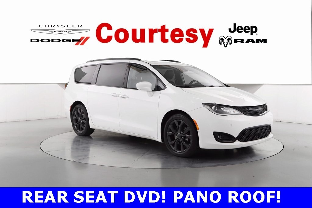 2019 Chrysler Pacifica Touring L Plus