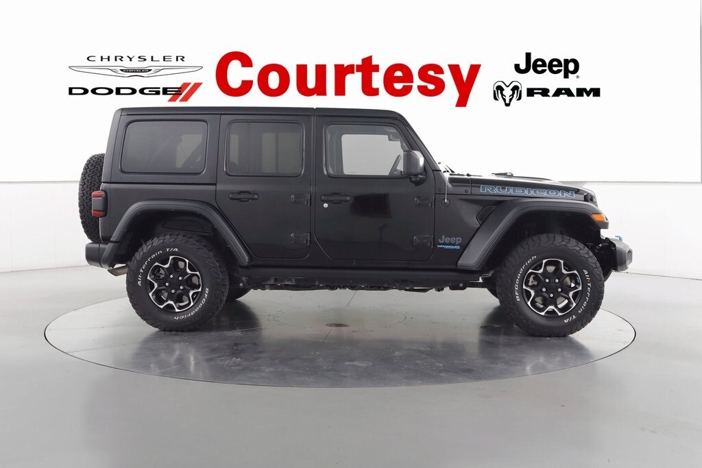 2022 Jeep Wrangler Unlimited Rubicon 4xe photo 2