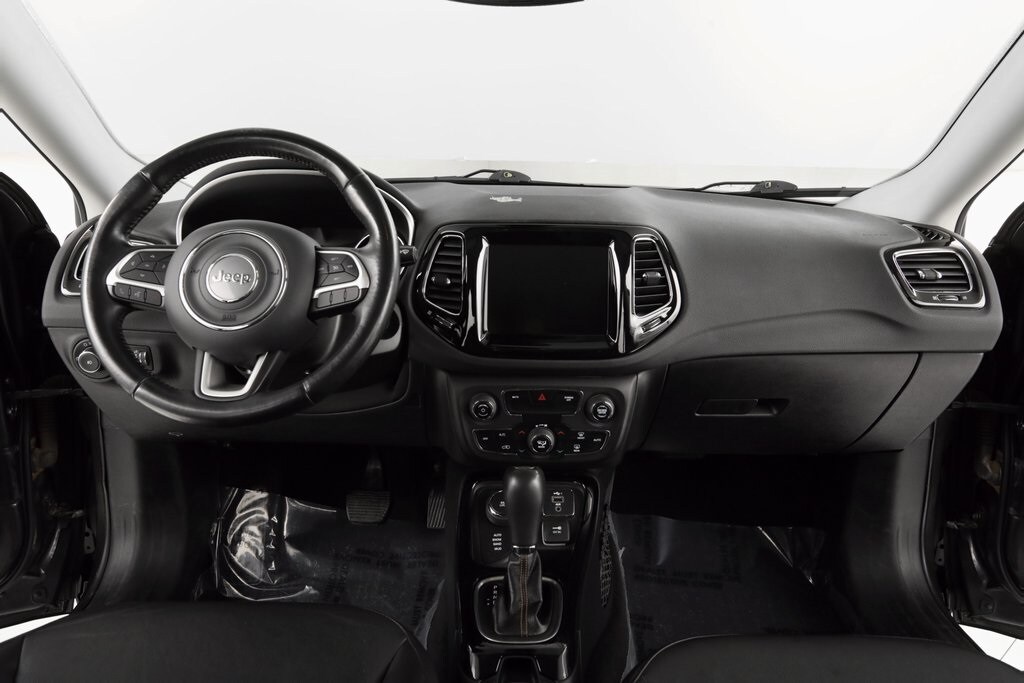 2019 Jeep Compass Limited photo 2