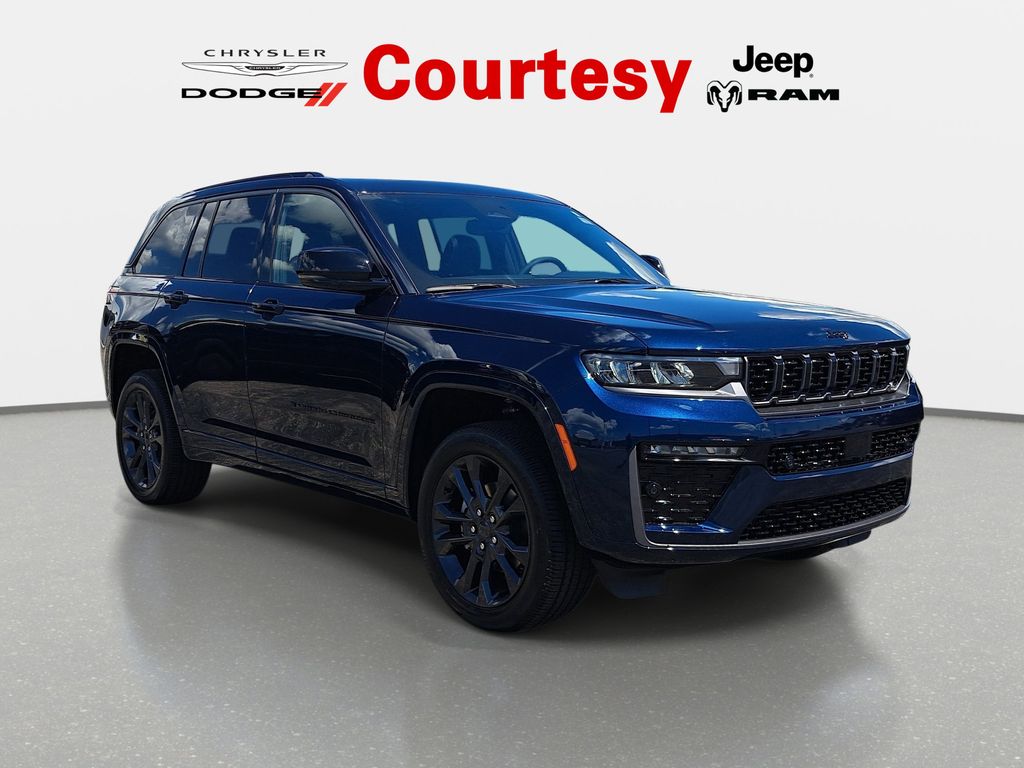 2026 Jeep Grand Cherokee Limited Reserve 4x4's photo