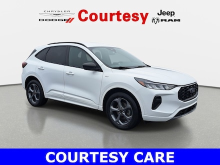 2023 Ford Escape ST-Line Sport Utility