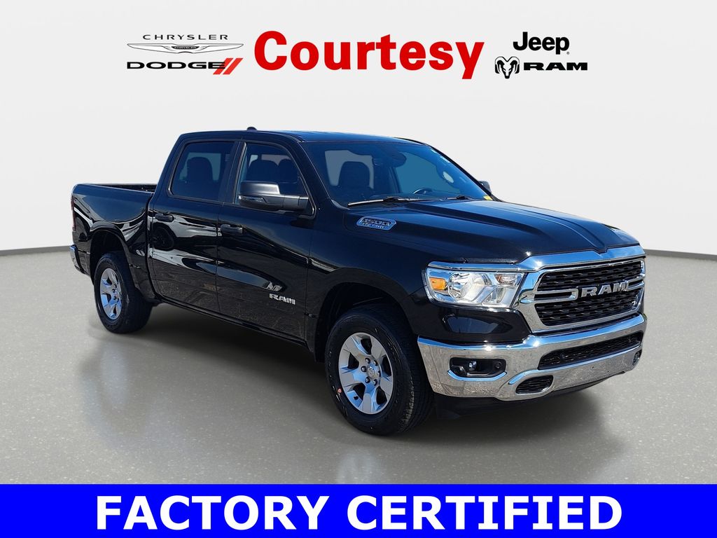 2023 RAM 1500 Big Horn/Lone Star 4x4 Crew Cab 5'7's photo