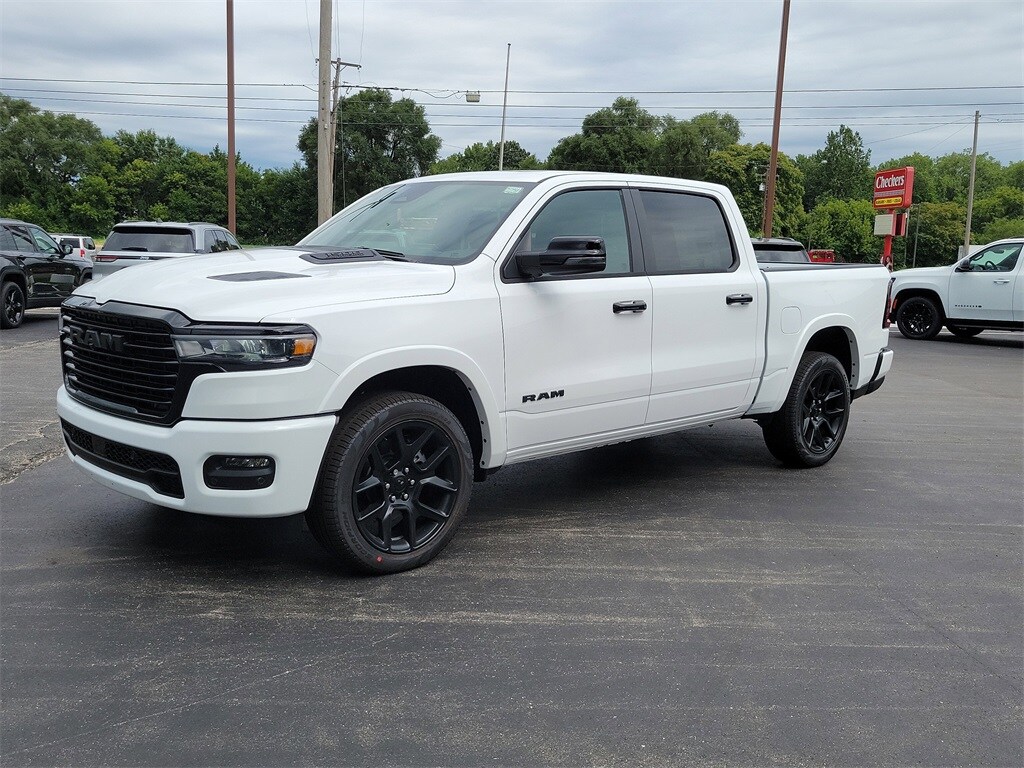 2026 Ram 1500 Laramie photo 2