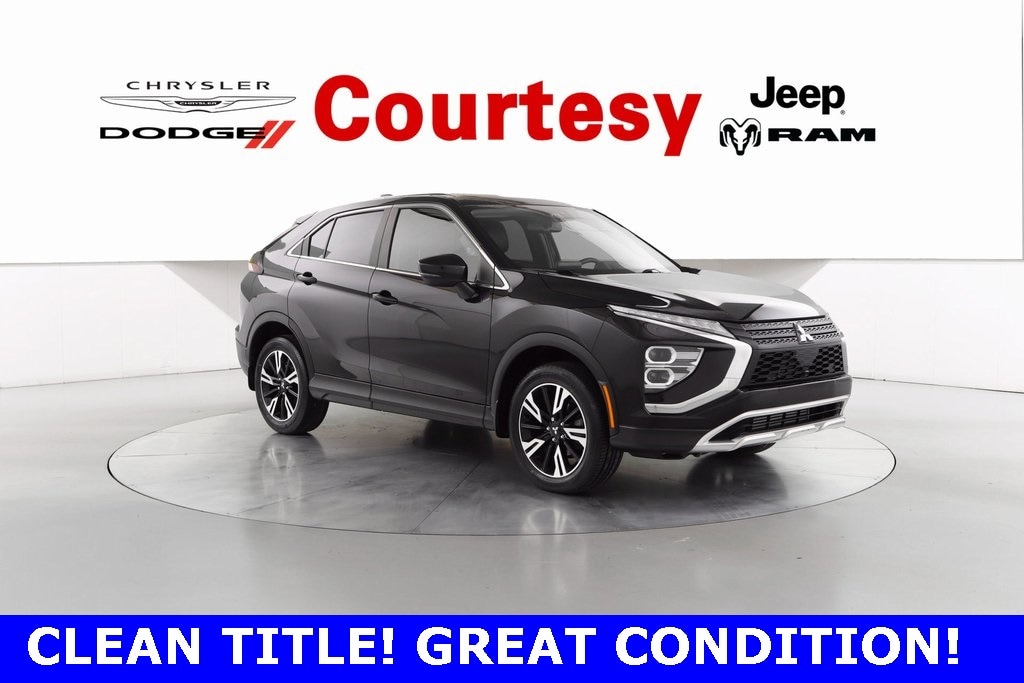 2023 Mitsubishi Eclipse Cross SE's photo