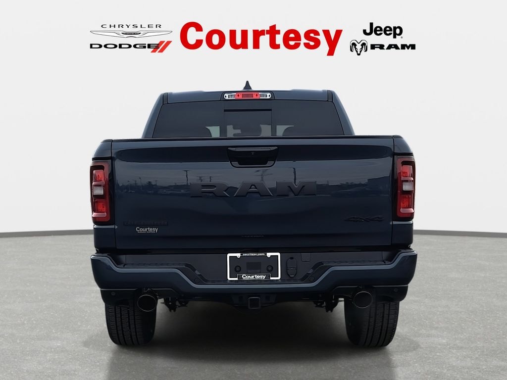 New 2026 Ram 1500 BIG HORN CREW CAB 4X4 5'7 BOX Pickup