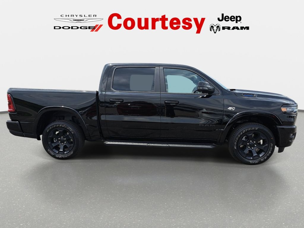 New 2026 Ram 1500 BIG HORN CREW CAB 4X4 5'7 BOX Pickup