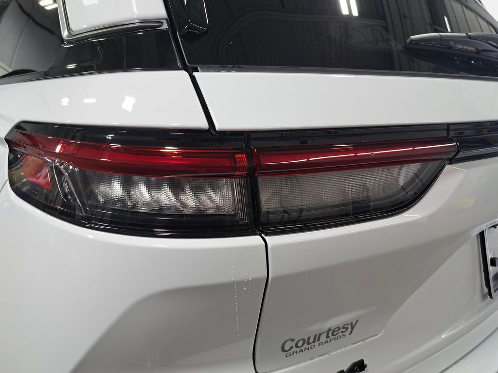 2026 Jeep Grand Cherokee Limited - Photo 31