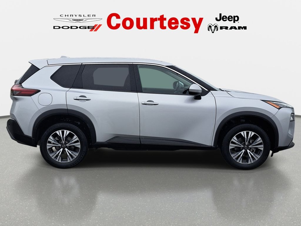 Used 2023 Nissan Rogue SV SUV