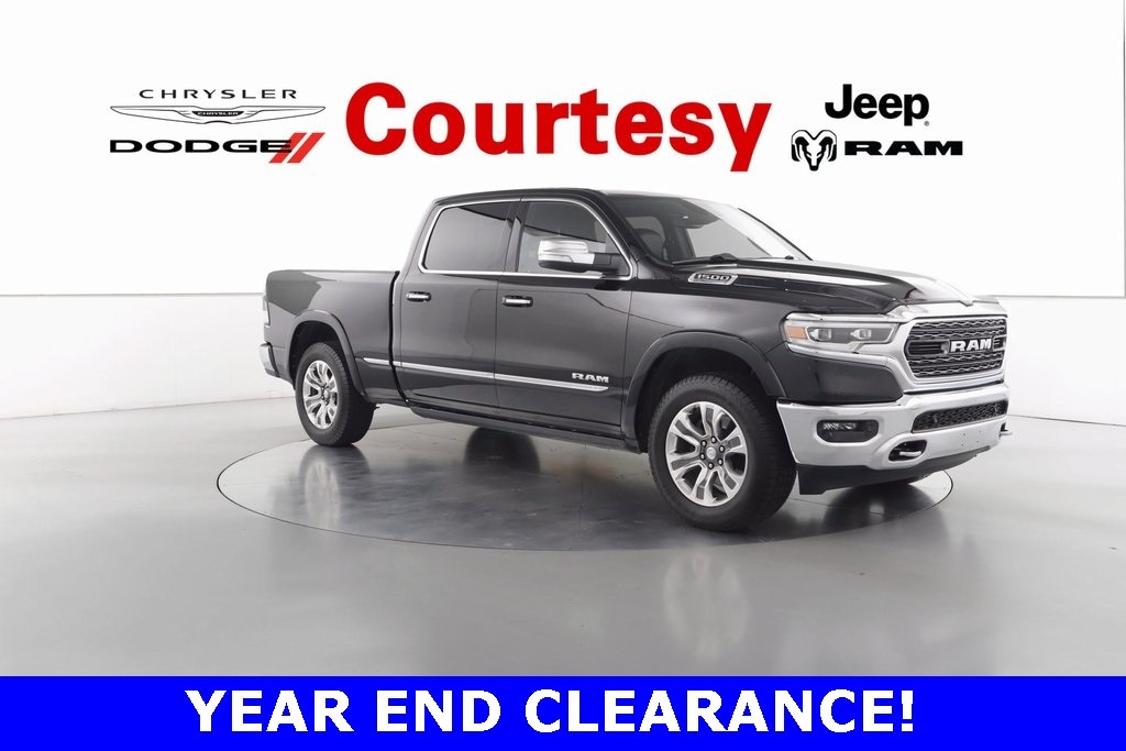 2022 RAM Ram 1500 Pickup Limited's photo