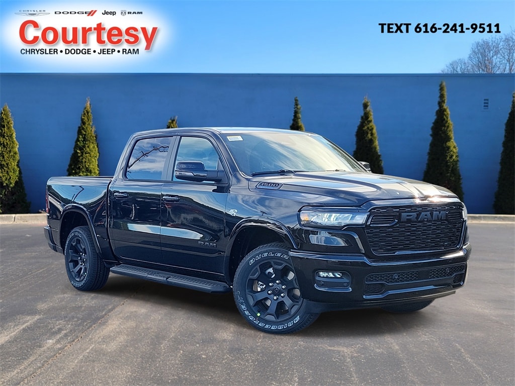 New 2026 Ram 1500 BIG HORN CREW CAB 4X4 5'7 BOX Pickup