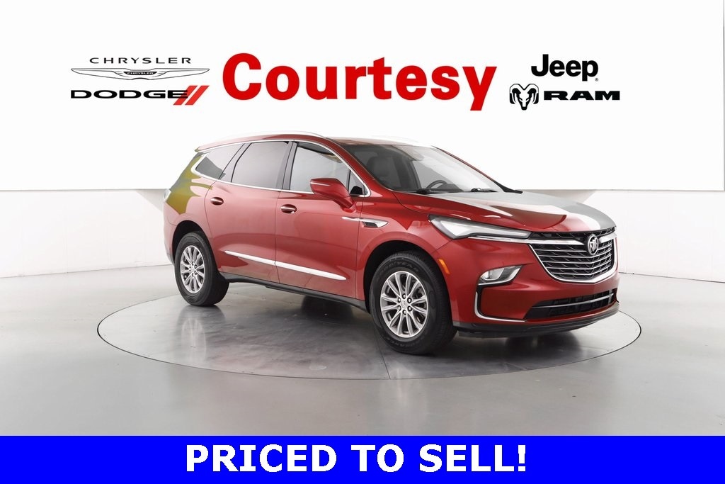 2023 Buick Enclave Essence's photo