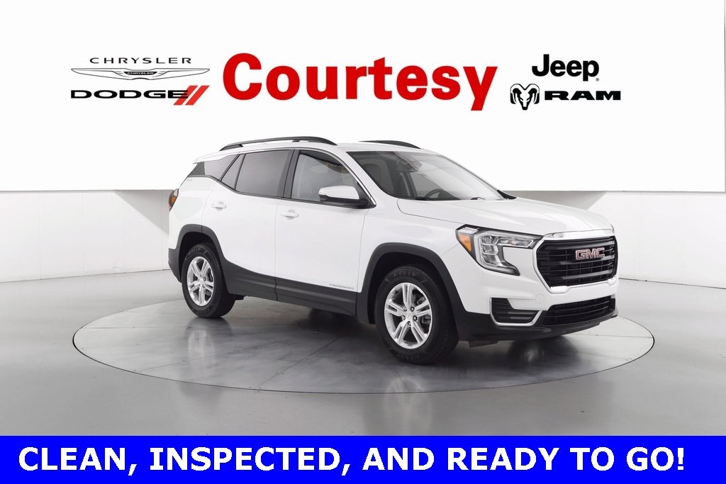 2023 GMC Terrain SLE's photo