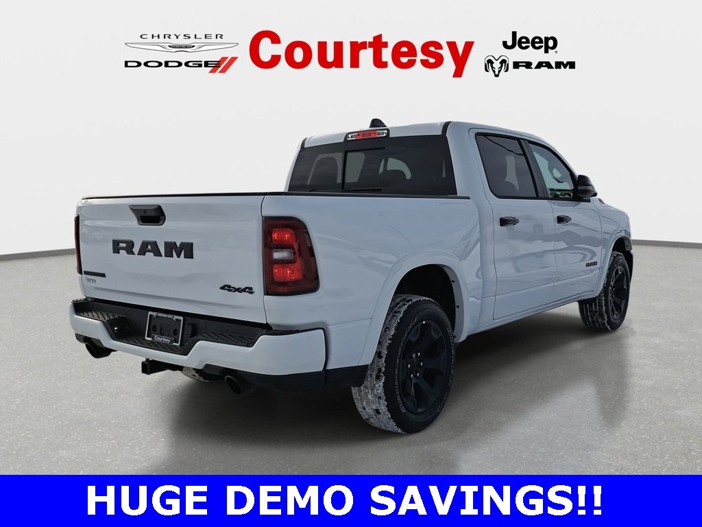 New 2026 Ram 1500 BIG HORN CREW CAB 4X4 5'7 BOX Pickup