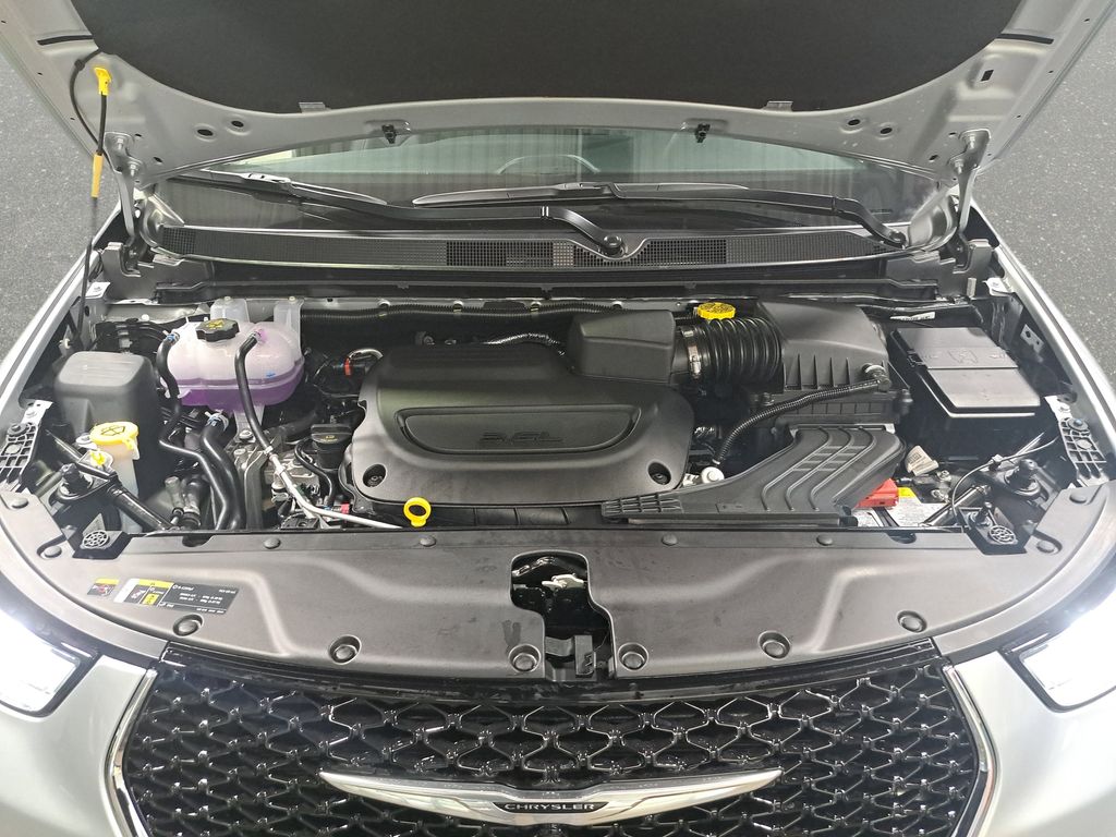 2026 Chrysler Pacifica Select - Photo 32