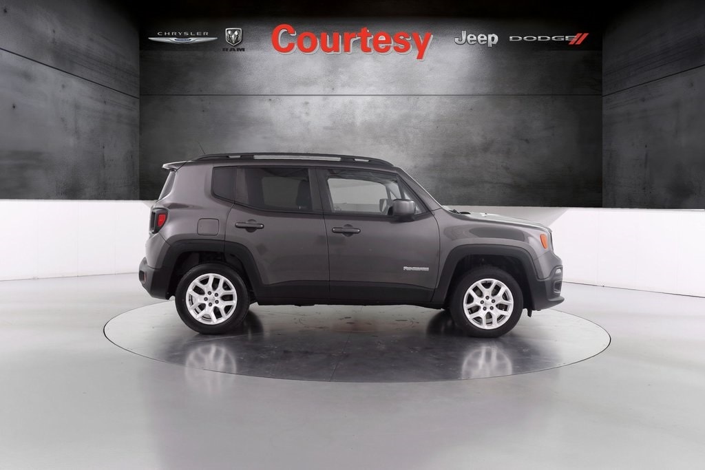 Used 2016 Jeep Renegade Latitude with VIN ZACCJBBTXGPC63677 for sale in Grand Rapids, MI