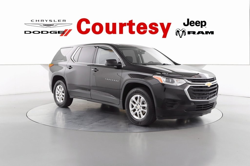 2019 Chevrolet Traverse LS's photo