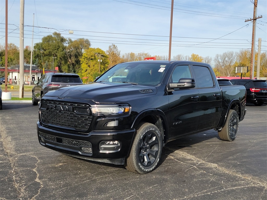 New 2025 Ram 1500 BIG HORN CREW CAB 4X4 5'7 BOX Pickup