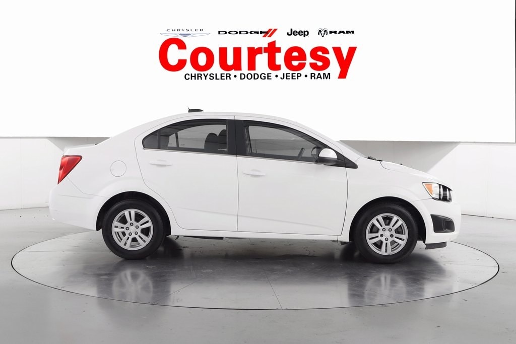 Used 2015 Chevrolet Sonic LT with VIN 1G1JC5SB3F4126080 for sale in Grand Rapids, MI