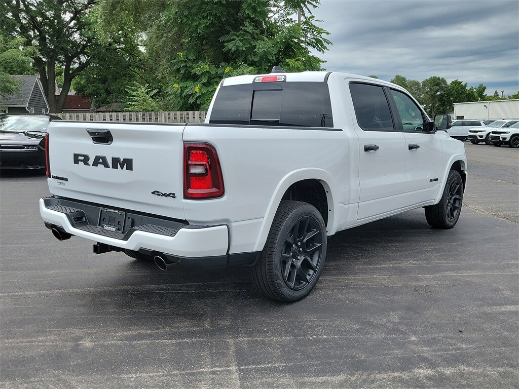 2026 Ram 1500 Laramie photo 4