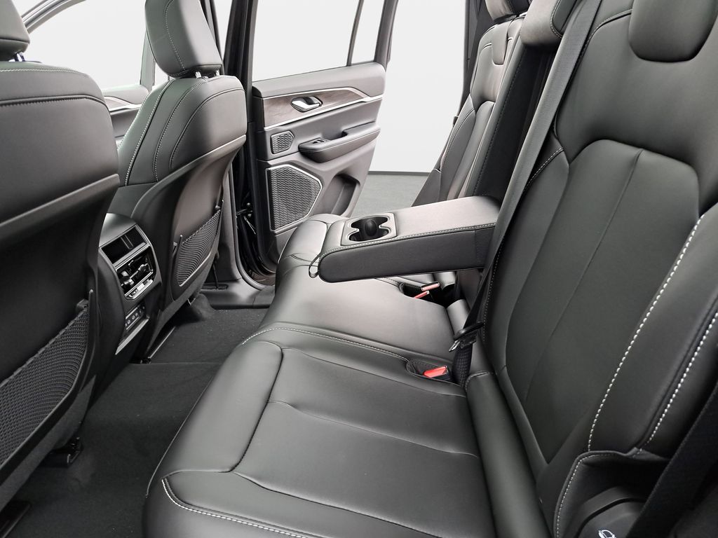 2026 Jeep Grand Cherokee Limited - Photo 15