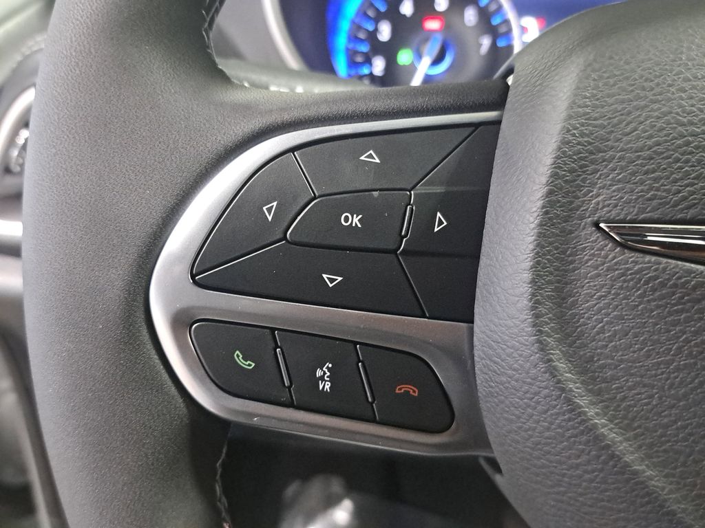 2026 Chrysler Pacifica Select - Photo 19