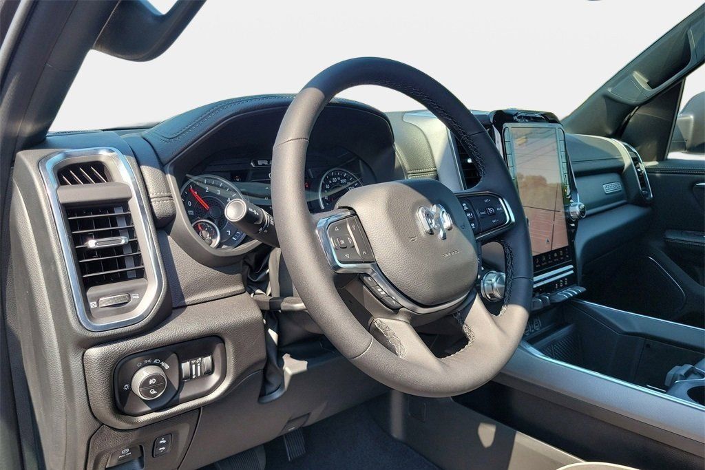2026 RAM 1500 Laramie - Photo 20