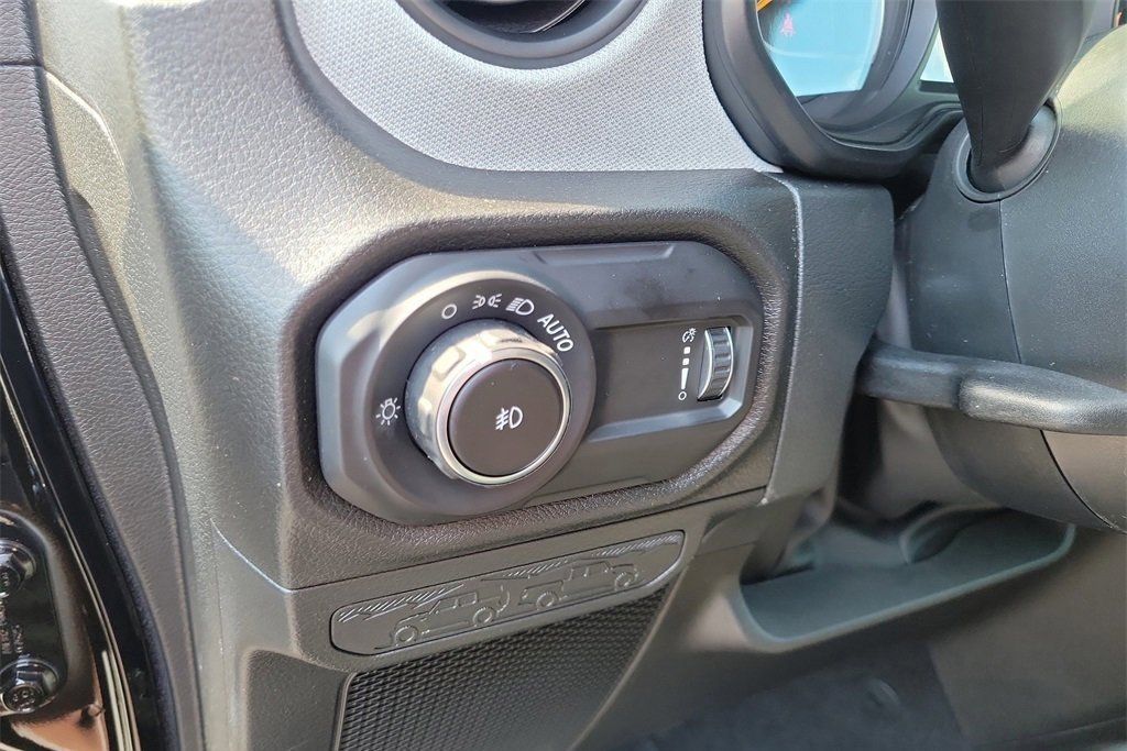 2025 Jeep Wrangler 4-Door Sport S - Photo 19