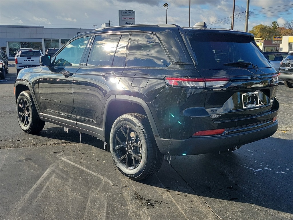 New 2025 Jeep Grand Cherokee ALTITUDE X 4X4 Sport Utility