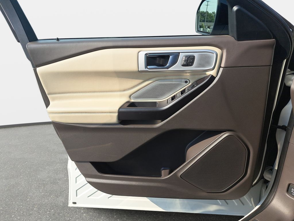 2020 Ford Explorer Platinum - Photo 29